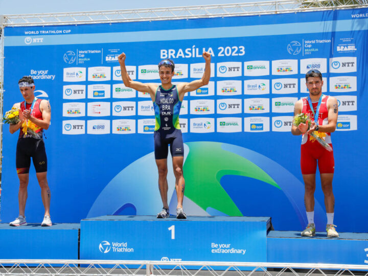 Atletas participam da Copa do Mundo de Triatlo em Brasília