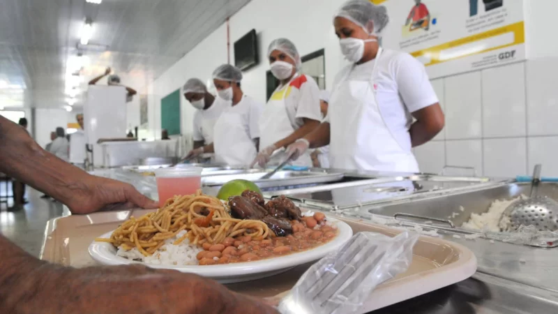 Restaurantes comunitários terão pagamento via Pix em fevereiro