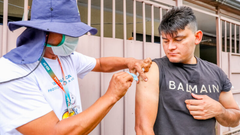 Vacinação em domicílio auxilia a atualizar o esquema de imunização