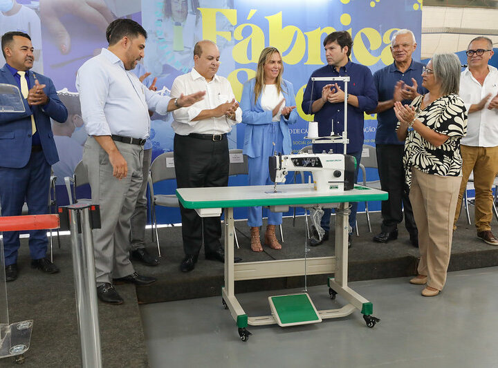 Fábrica Social ganha 100 novos equipamentos para início do ano letivo