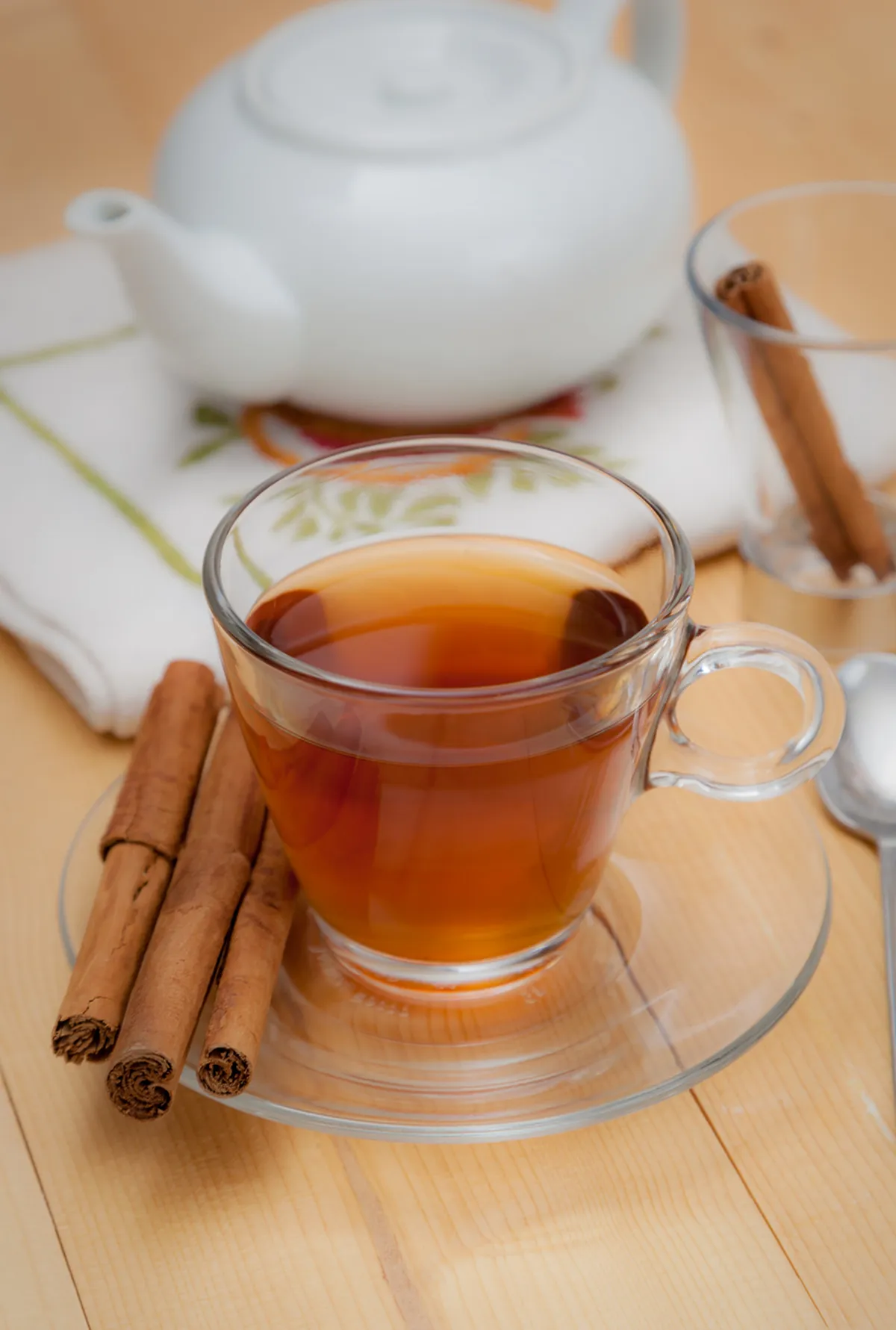 Descubra os Potenciais Benefícios da Água com Canela para o Emagrecimento