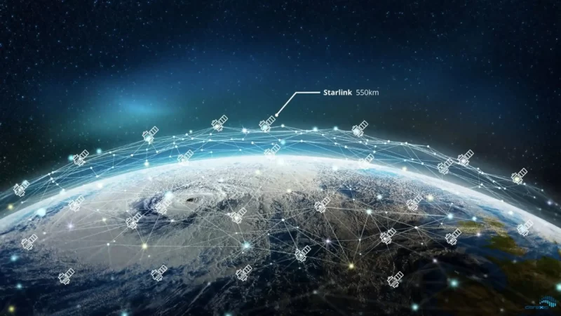 SpaceX promove “faxina espacial” com 100 satélites Starlink