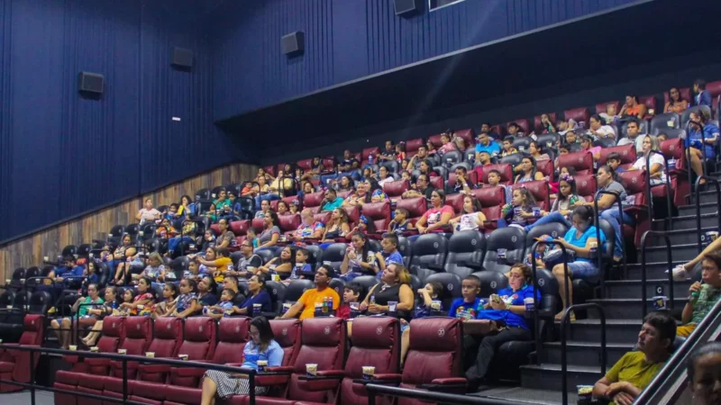 Cinemas do DF agora têm sessões adaptadas para autistas