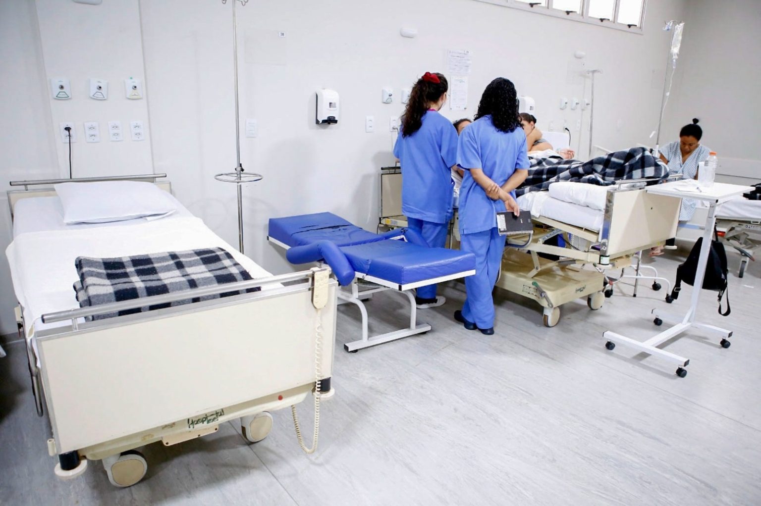 Hospital Cidade do Sol chega a 60 leitos para pacientes com dengue