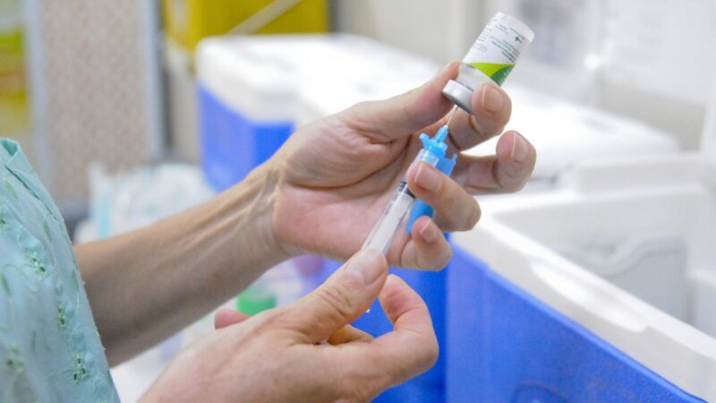 Vacinação é recomendada para prevenção contra a influenza
