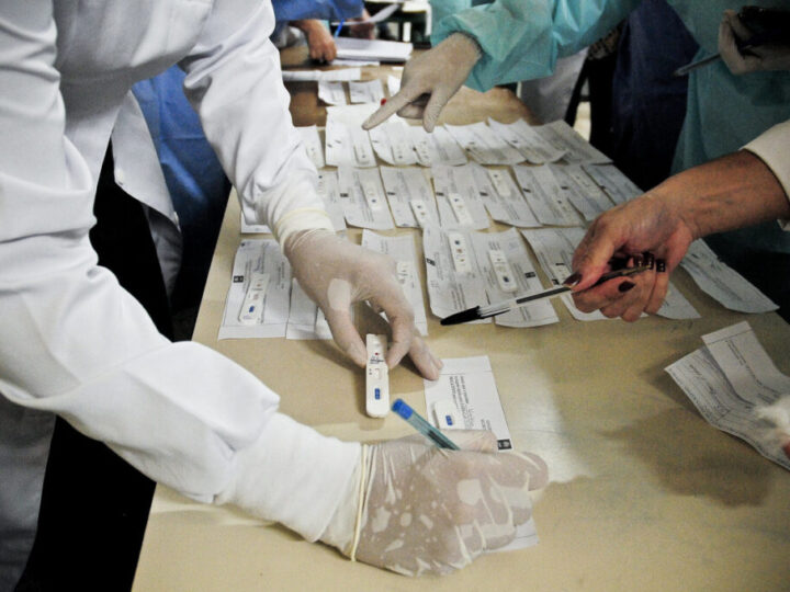 Taxa de transmissão de covid-19 tem redução no Distrito Federal