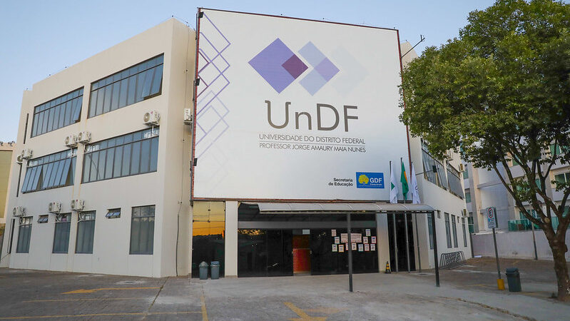 Projeto de Extensão vai debater ideias políticas de autores negros