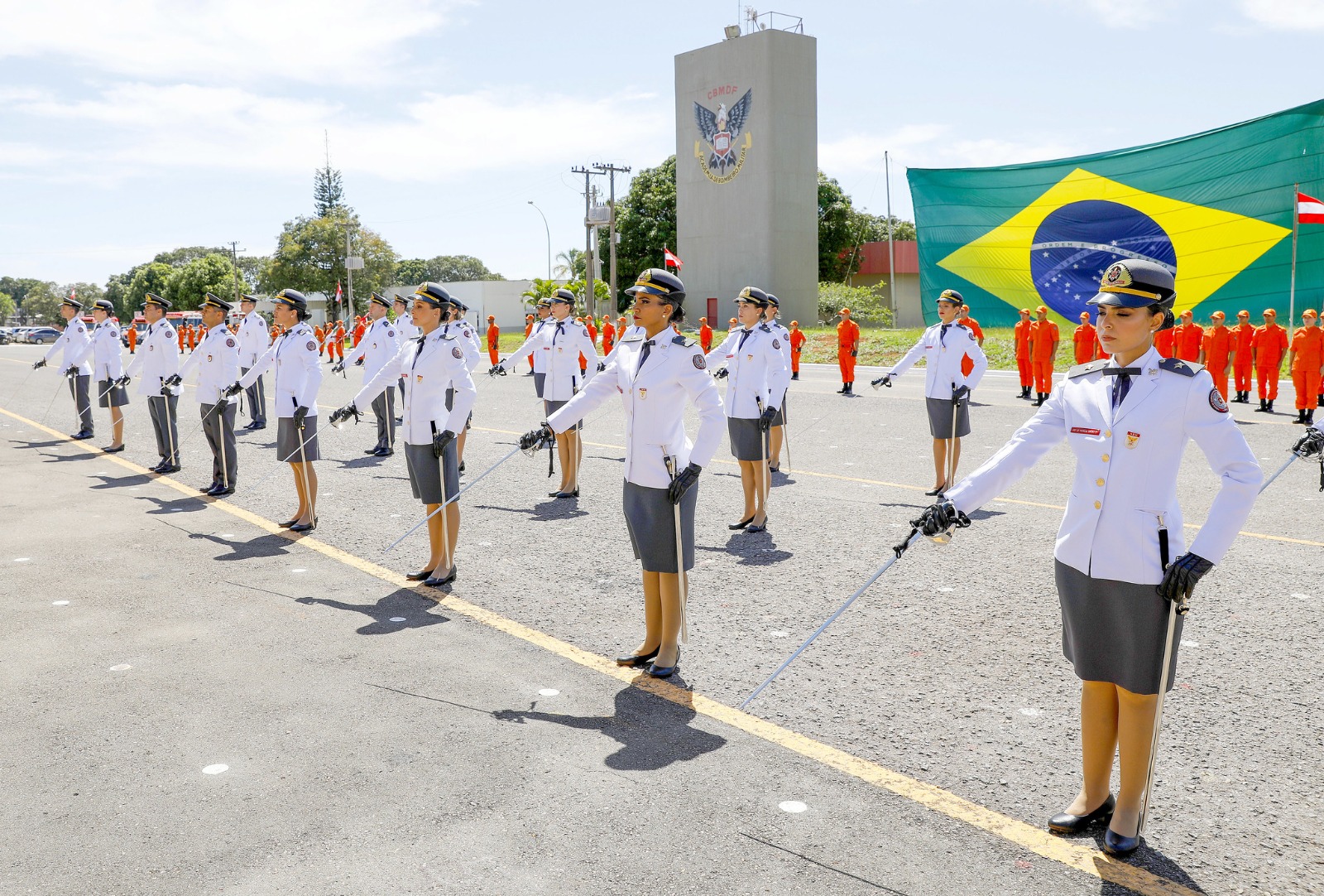Conheça as mulheres que estão no comando da PM e do Corpo de Bombeiros do DF