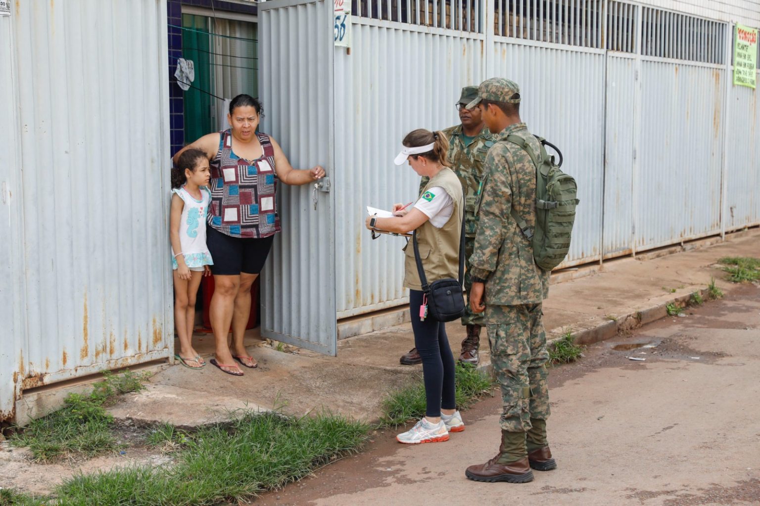 GDF e Marinha iniciam parceria de combate à dengue por Arniqueira