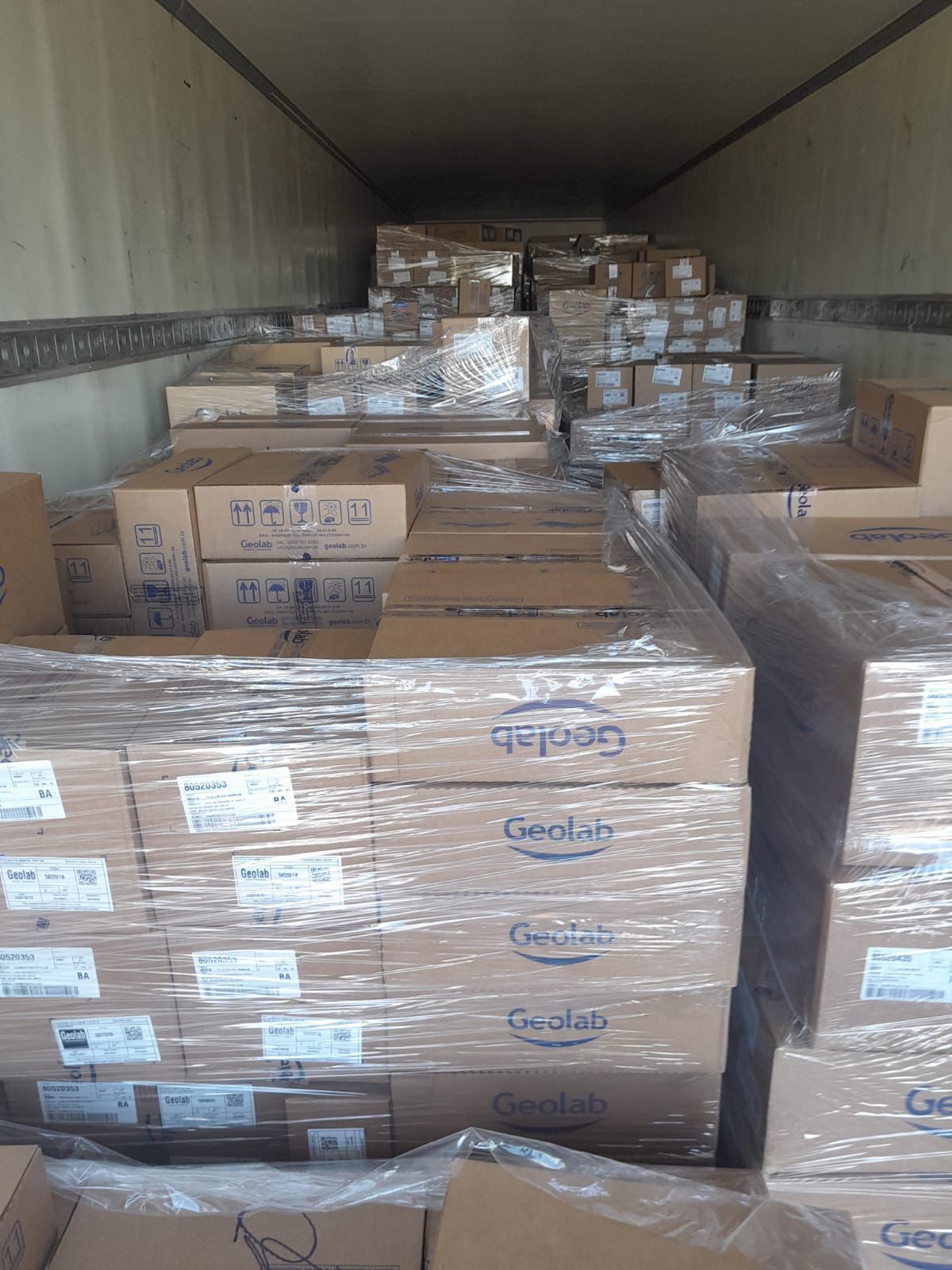 Receita do DF apreende R$ 3 milhões em remédios irregulares