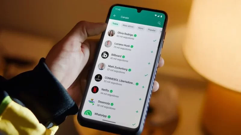 Como Funciona a Nova Função Trancar Conversa do WhatsApp?