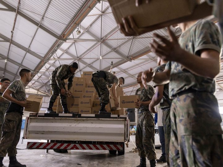 Saiba onde e o que doar para ajudar vítimas de chuvas do Rio Grande do Sul