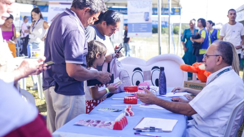 População de Samambaia recebe mais de 840 doses de vacinas e 1.100 kits odontológicos
