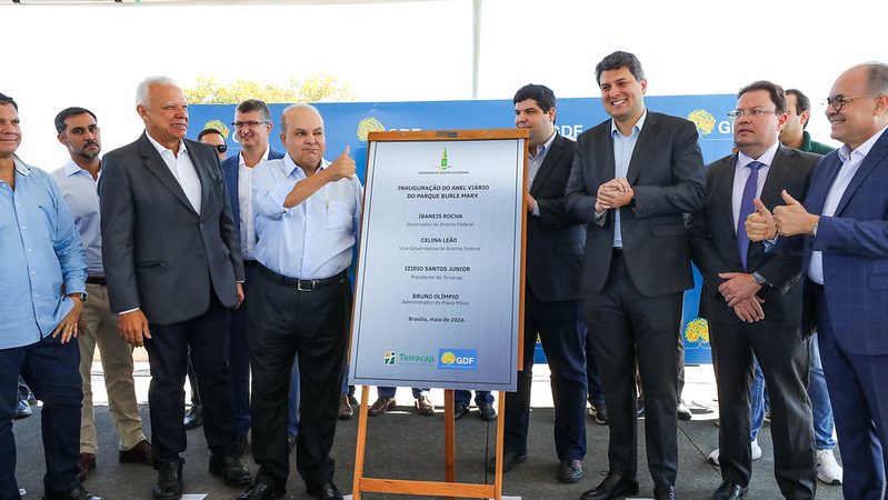 Governador inaugura anel viário do Parque Burle Marx e anuncia novo viaduto no Noroeste