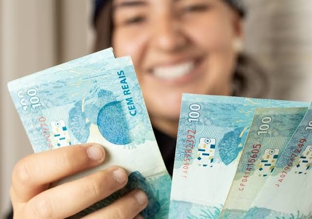 MEIs e pequenas empresas podem solicitar empréstimos através do Programa Acredita