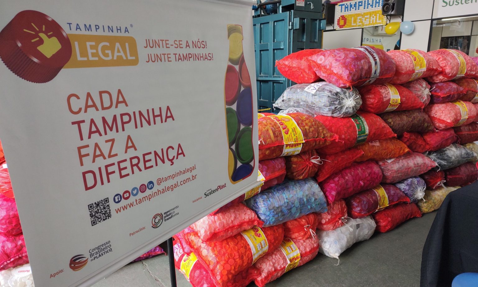 Estudantes do Colégio Militar de Brasília brilham na Feira de Ciências com o Tampinha Legal!