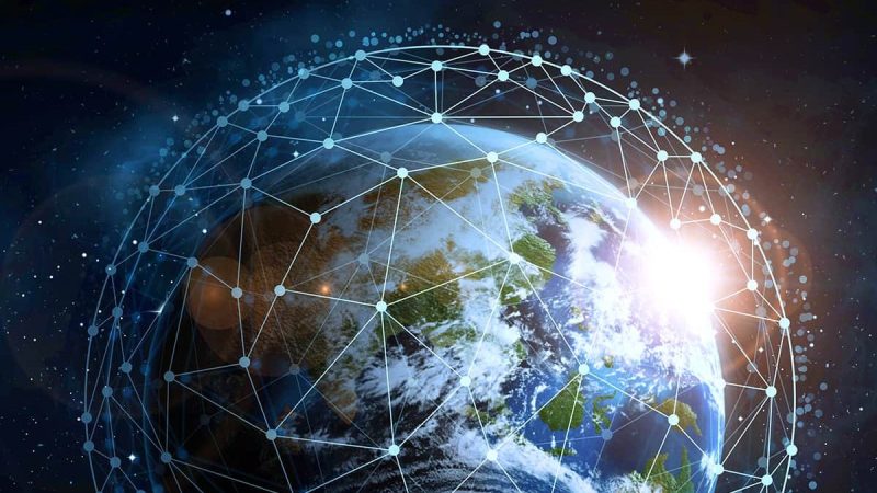 Gigantes se unem para desafiar Starlink com mais de 100 satélites