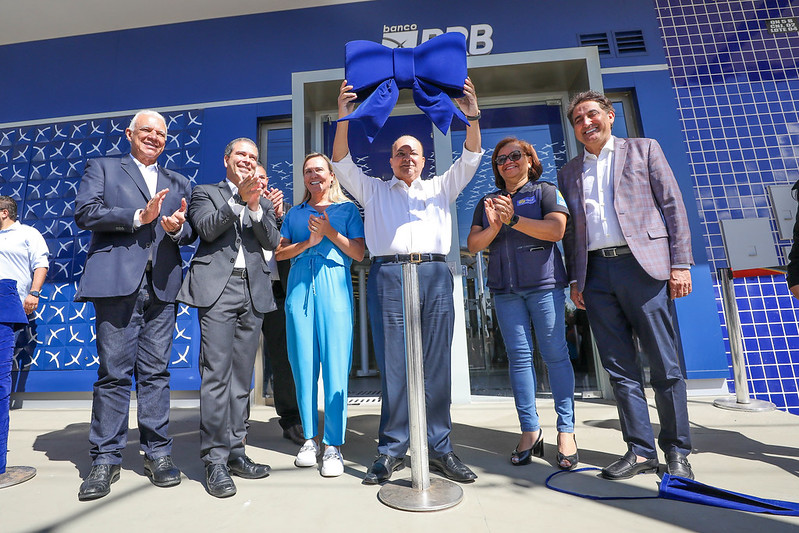BRB inaugura unidade para atender 25 mil moradores no Riacho Fundo II