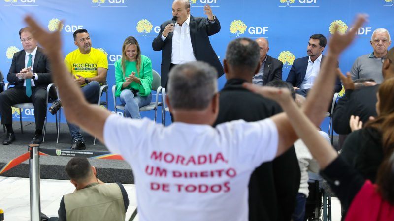 GDF destina R$ 110 milhões para famílias darem de entrada na casa própria