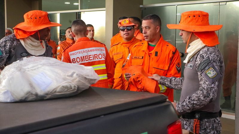 Corpo de Bombeiros do DF Envia Especialistas para Combater Incêndios no Pantanal