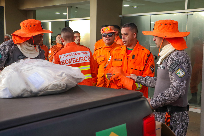 Corpo de Bombeiros do DF Envia Especialistas para Combater Incêndios no Pantanal