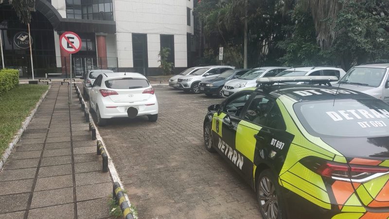 Detran Intensifica operação de fiscalização contra estacionamento irregular no DF