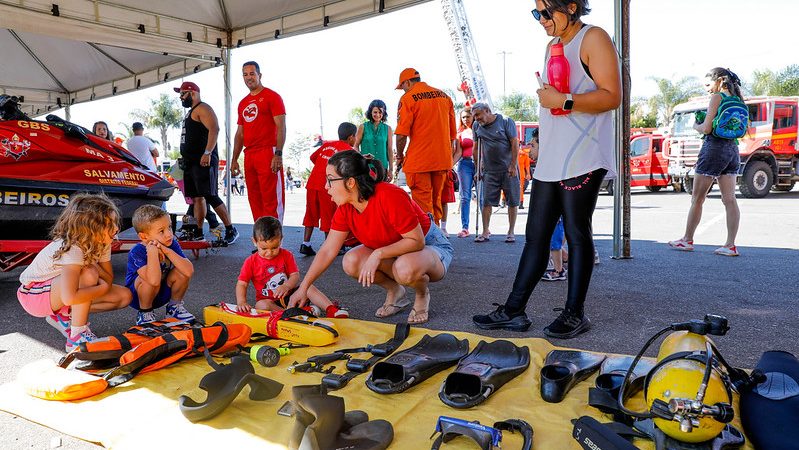 Exposição no Taguaparque celebra 168 anos do Corpo de Bombeiros