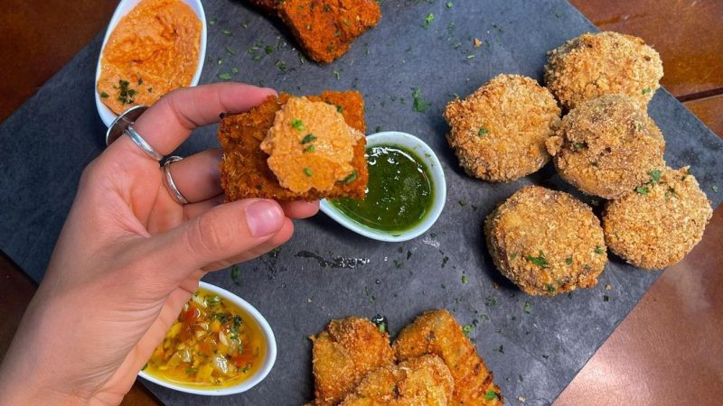 Horta Cozinha Criativa aposta em happy hour com promoção de chopp, drinks e petiscos