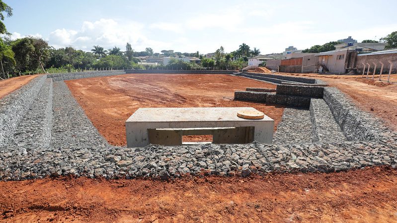 Bacia de contenção protege moradores do Setor Habitacional Bernardo Sayão