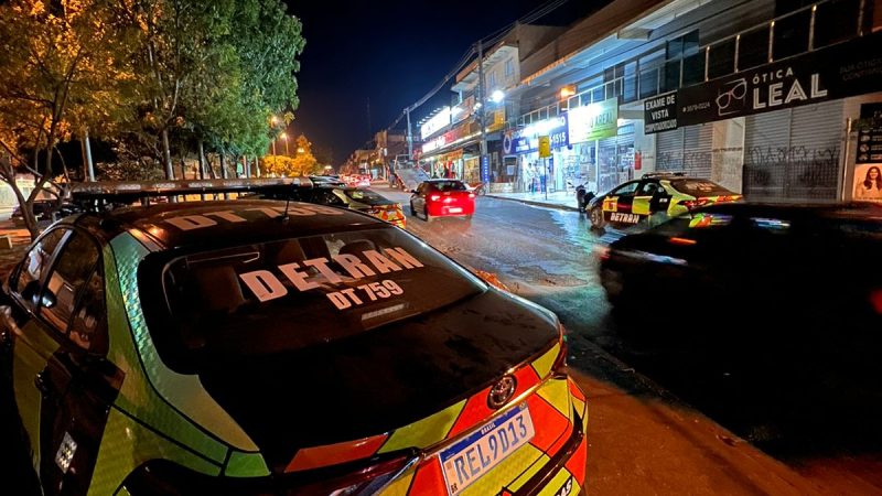 Detran flagra 39 motoristas bêbados em blitz no DF