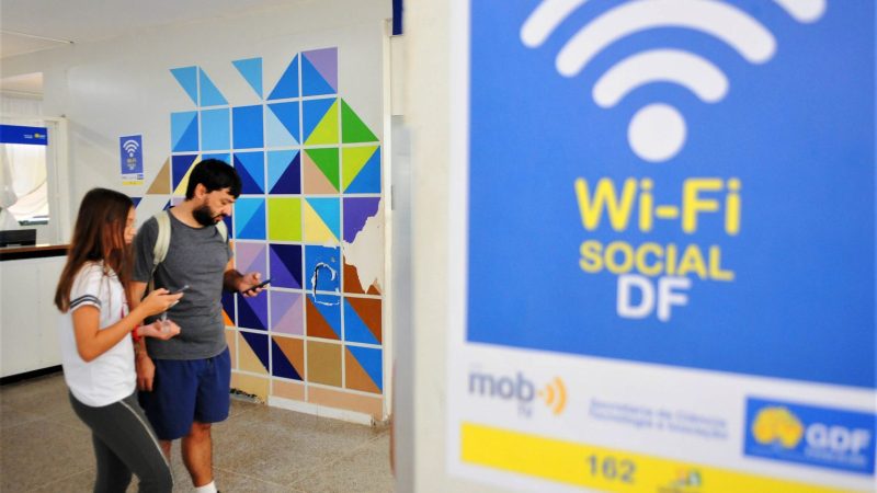 DF lidera em conectividade: Wi-Fi gratuito transforma a vida dos brasilienses