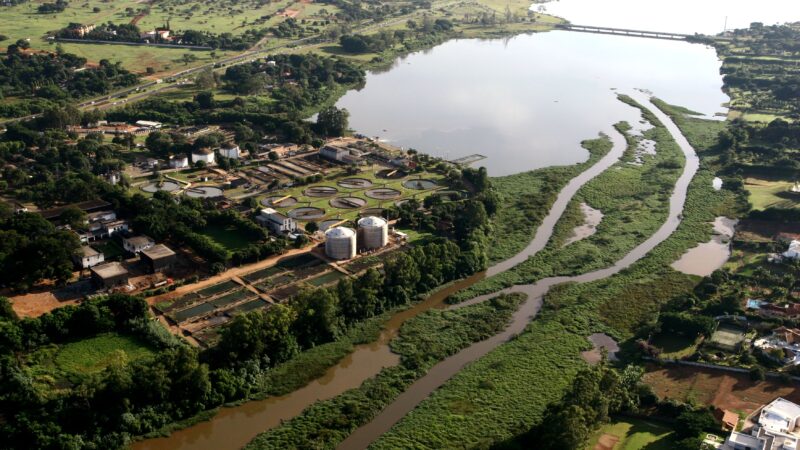 Água da Caesb é aprovada por 86,6% dos moradores do DF