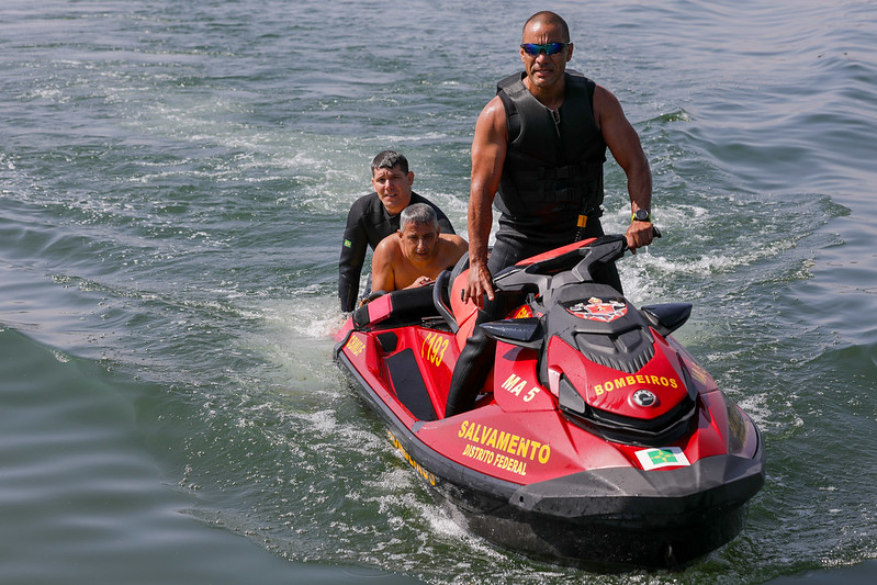 Alerta no Lago Paranoá: diversão com segurança para escapar do calor