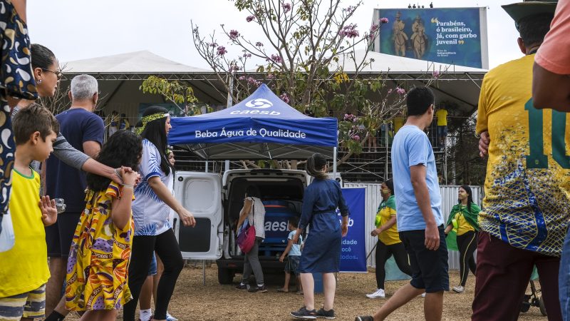Caesb garante água potável para mais de 50 mil pessoas no Desfile de 7 de Setembro