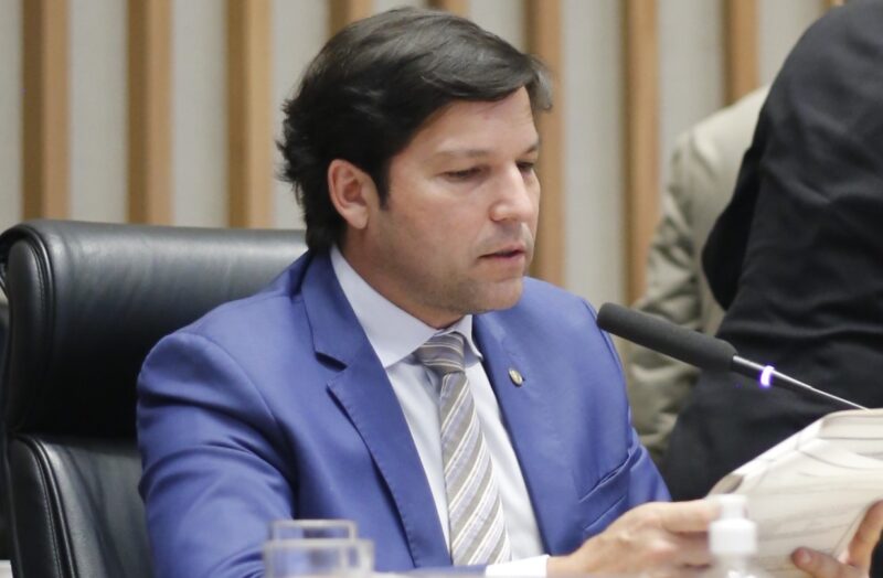 Robério Negreiros reforça pedido por viaduto entre Ceilândia e Samambaia