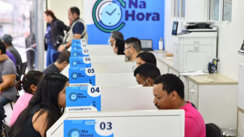 Moradores do Riacho Fundo II recebem a 37ª edição do GDF Mais Perto do Cidadão