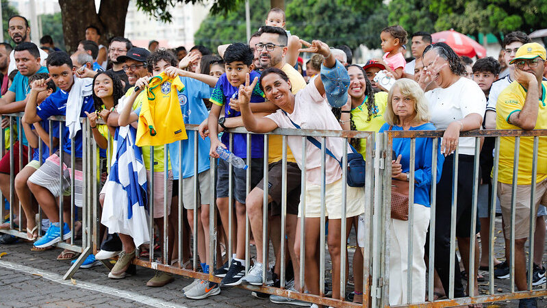 Torcida brasiliense invade Gama para ver a Seleção Brasileira e sonhar com a vitória
