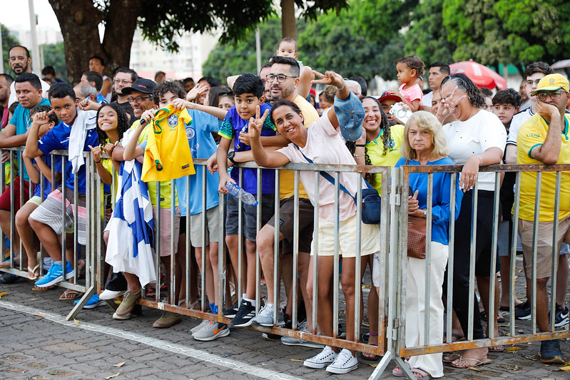 Torcida brasiliense invade Gama para ver a Seleção Brasileira e sonhar com a vitória