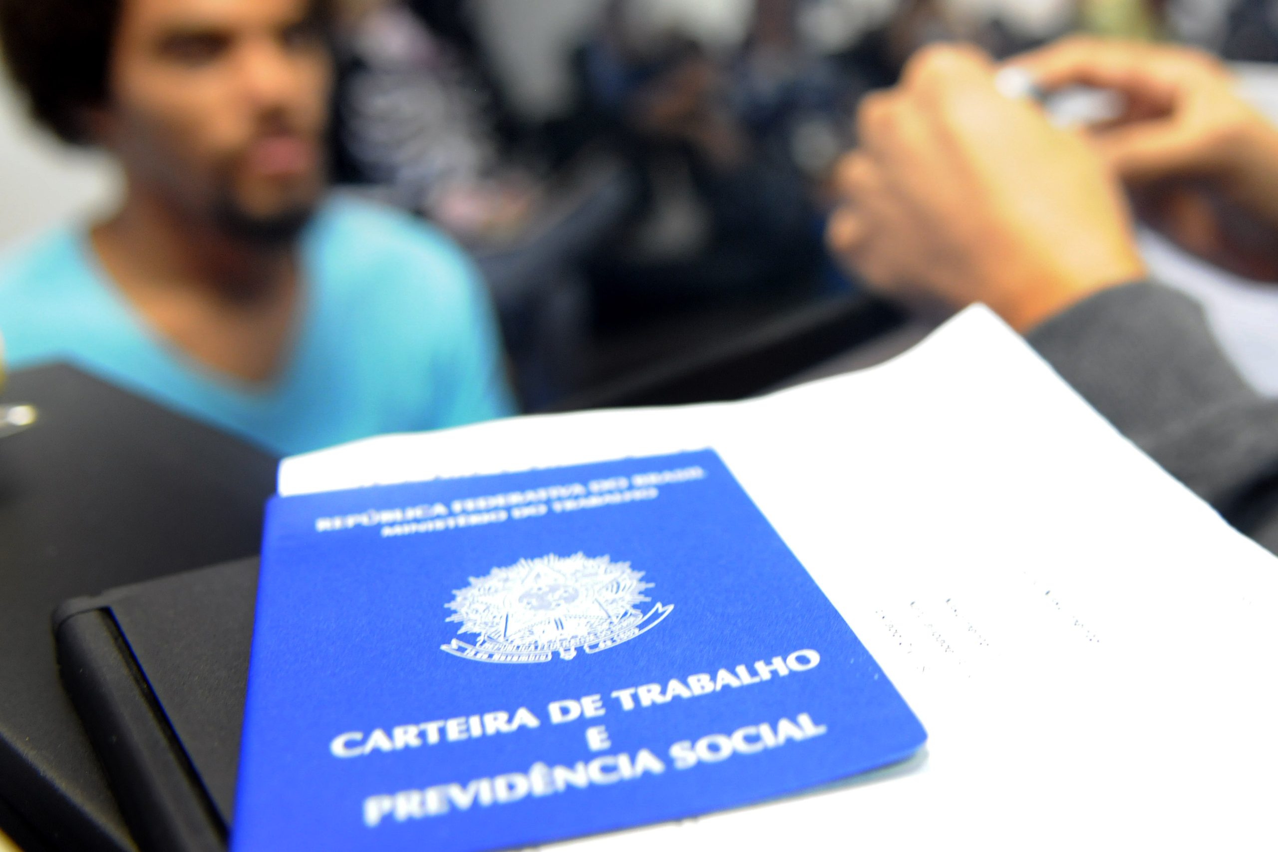 Semana começa com mais de 1,5 mil vagas abertas nas agências do trabalhador do DF