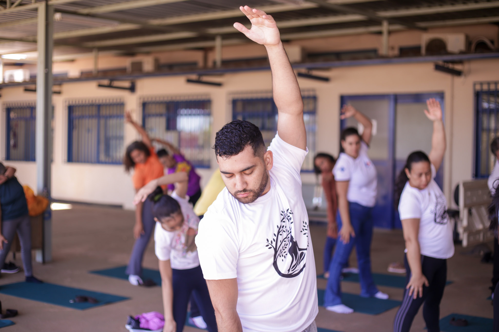 Yoga na rede pública do DF contribui para saúde e bem-estar