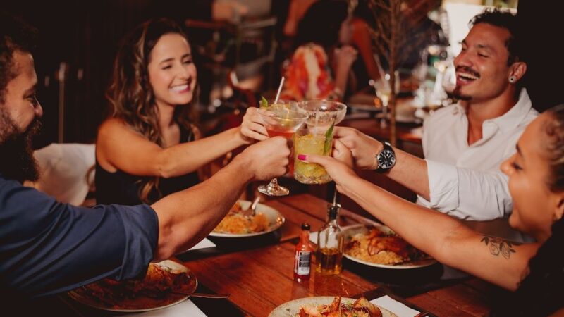Caipirinha brasileira conquista o mundo e Brasília tem as melhores opções