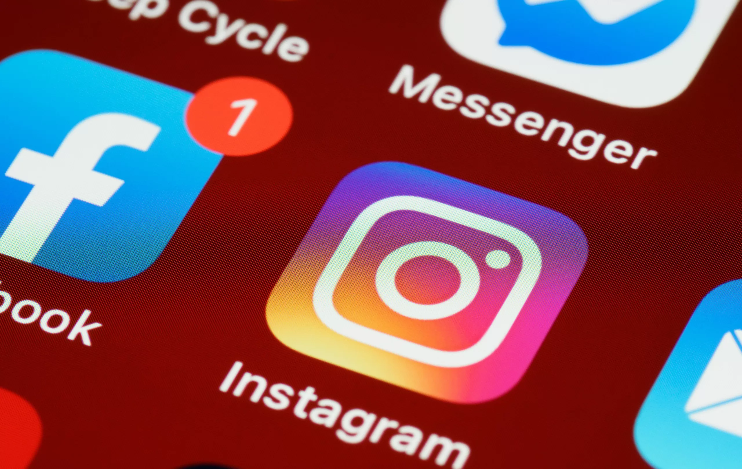 Instagram e Facebook sofrem instabilidade global, afetando milhões de usuários