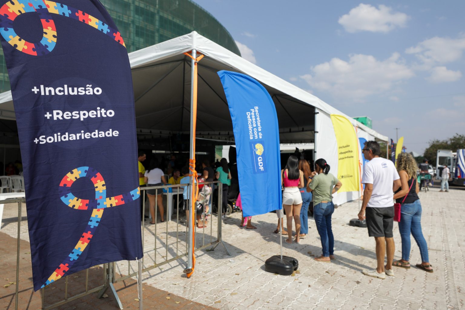 Carreta da Inclusão: um sucesso com mais de 11 mil atendimentos no DF