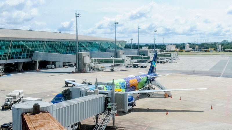 Brasília consolida posição como hub internacional e recebe meio milhão de passageiros em voos internacionais