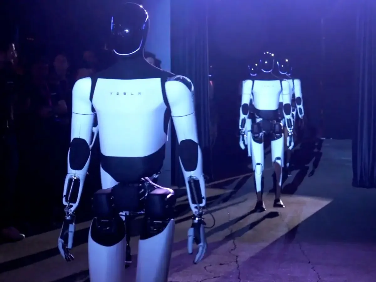 Tesla apresenta robôs humanoides e prometem revolucionar o futuro