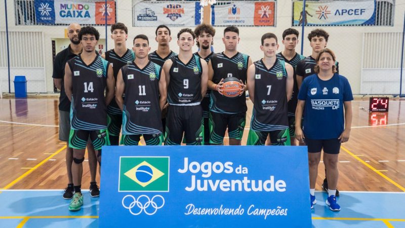 Mulheres quebram barreiras e brilham no comando do basquete nos Jogos da Juventude