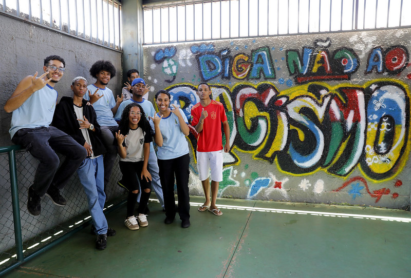 Projeto Afrocientistas empodera jovens negros e transforma a educação no DF