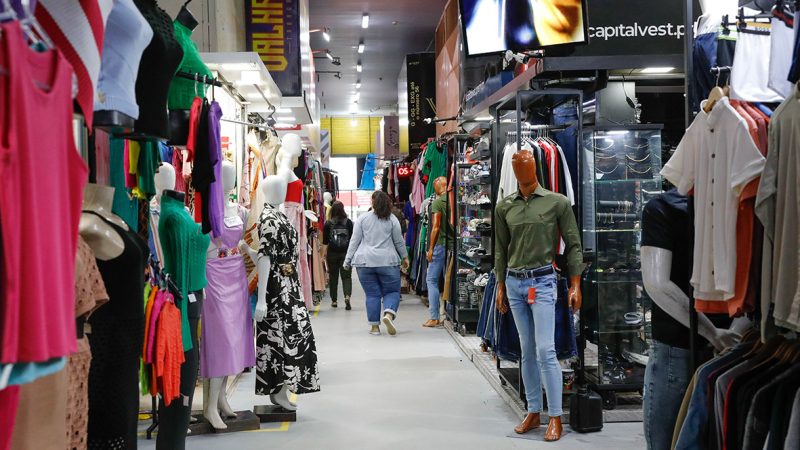 Feira Modelo de Sobradinho ganha nova cara e mais segurança para feirantes e clientes