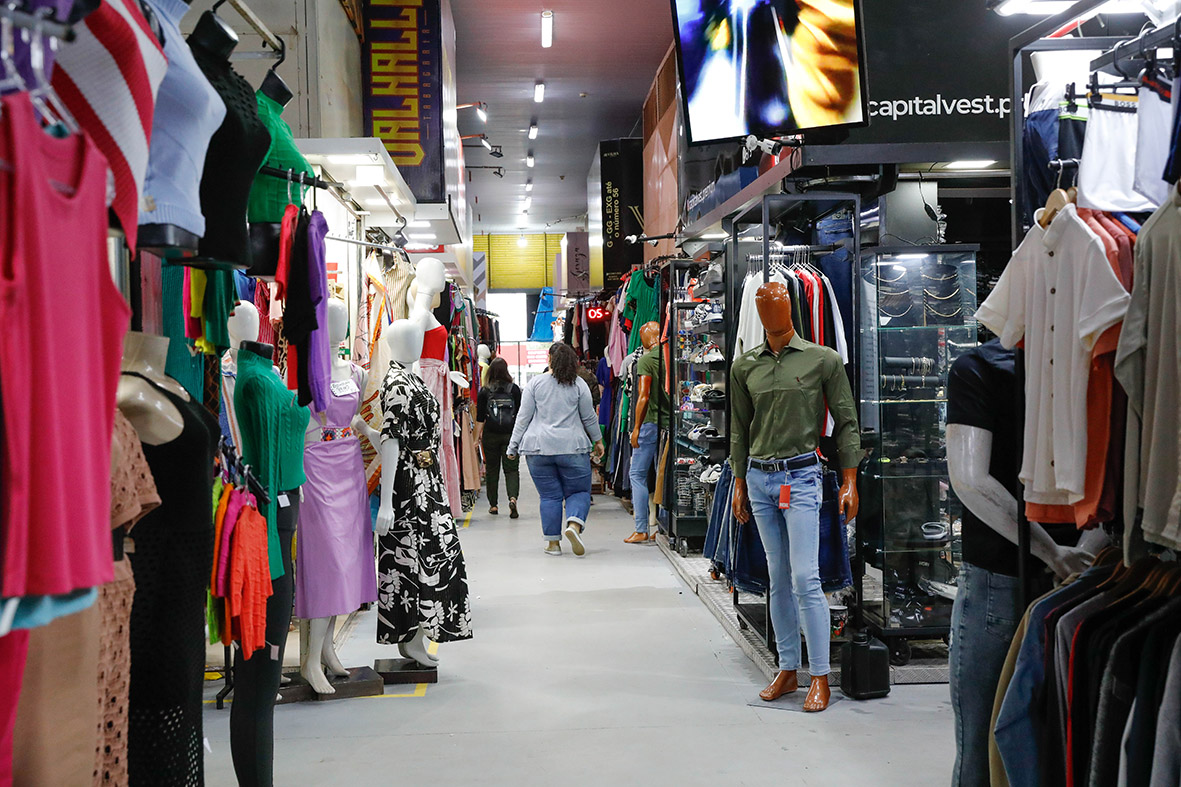 Feira Modelo de Sobradinho ganha nova cara e mais segurança para feirantes e clientes