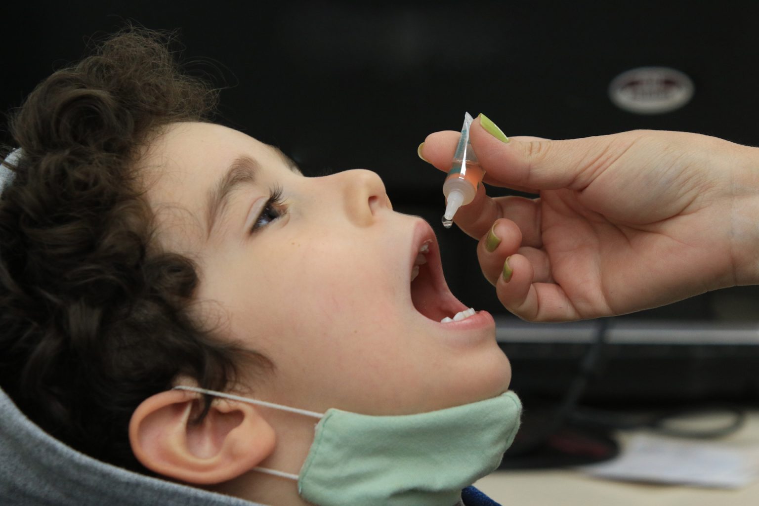 Vacina contra a pólio passa a ser exclusivamente injetável